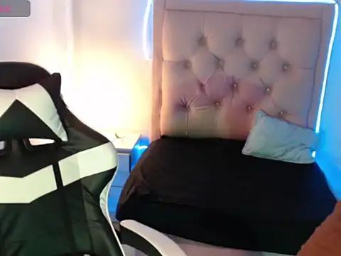 Olivia_gray69 webcam