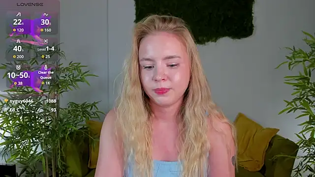 Linda__Bloom webcam