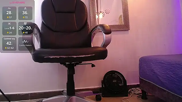Amara_Davis1 webcam