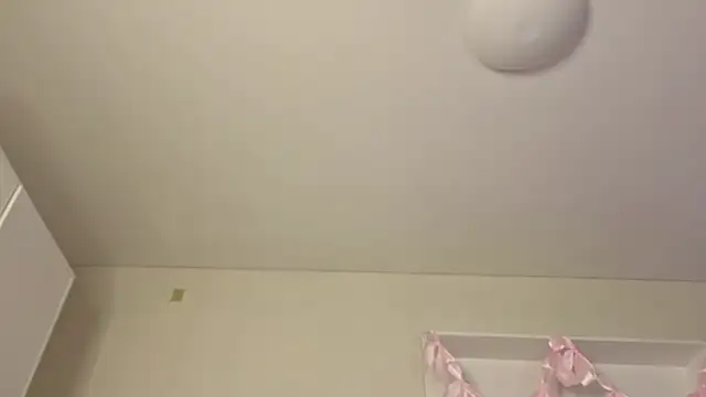 Milly_Lane webcam