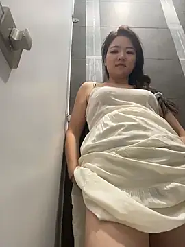 xiaoxiaocheng678 live cam on StripChat