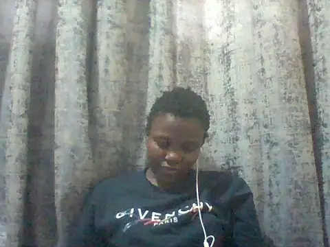 tina_2030 webcam
