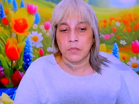 indianroxy webcam
