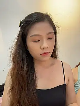 mimi_wife