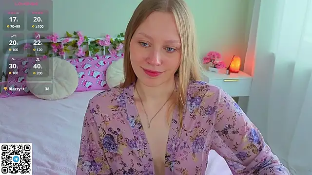 AngelBlaze live cam on StripChat