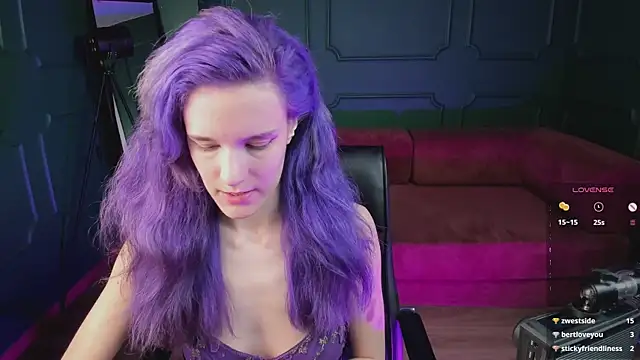 AuraLaunni webcam