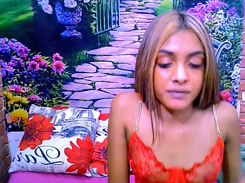 IndianPretty14u2Luv live cam on StripChat