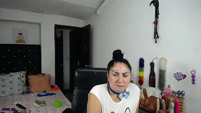 mature_bigboobs10 webcam