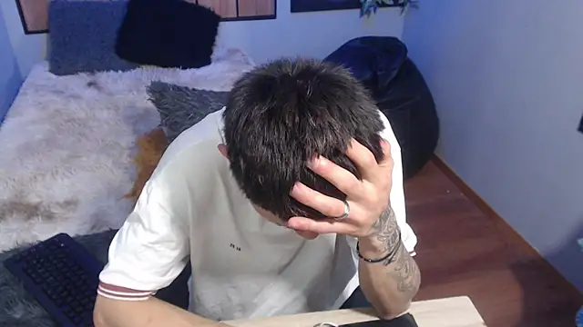 yao_23 (M twink) - Cum Show