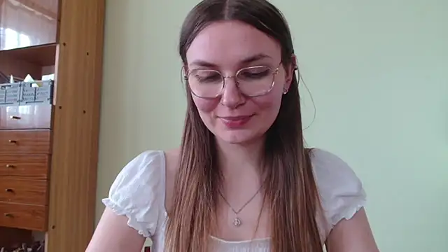 LooveELLYx webcam