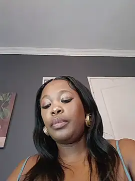 SWEETDOLLY29XX live cam on StripChat