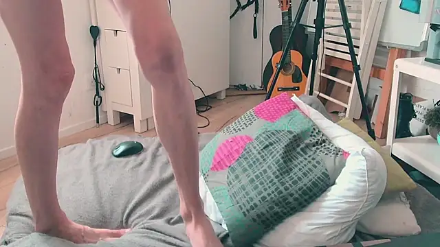 CeriseLapine webcam