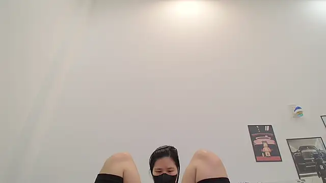 Grass_99 live cam on StripChat
