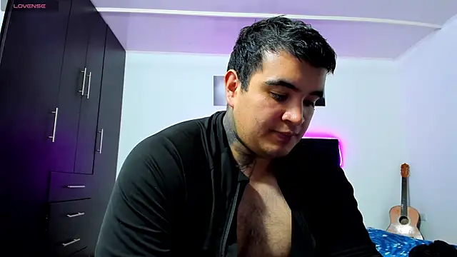 thiago__cp01 live cam on StripChat