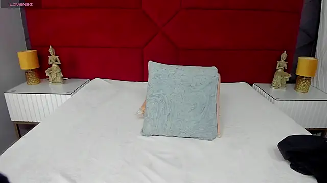 scarleth_blaze webcam