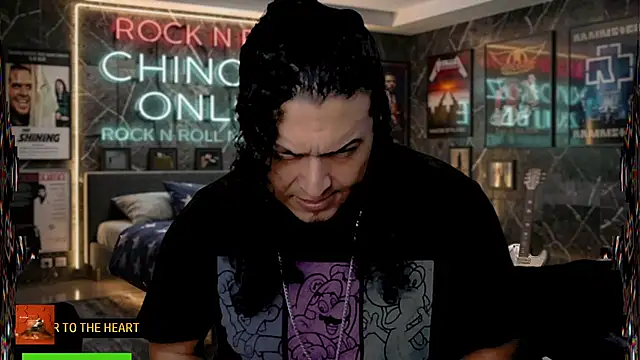 chino_roz live cam on StripChat