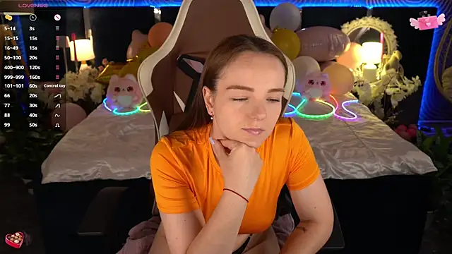 FoxyShy webcam