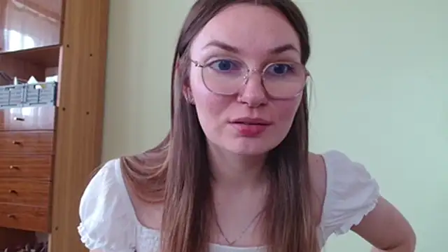LooveELLYx webcam