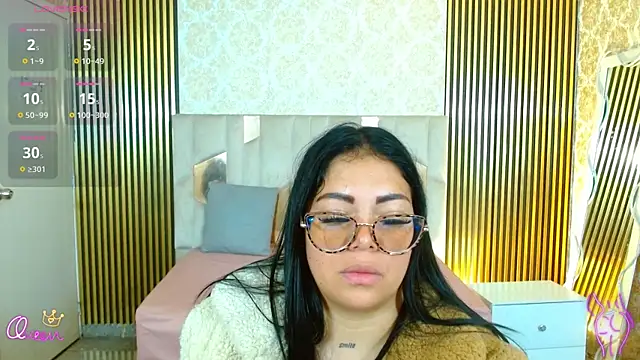 martinna_tay live cam on StripChat