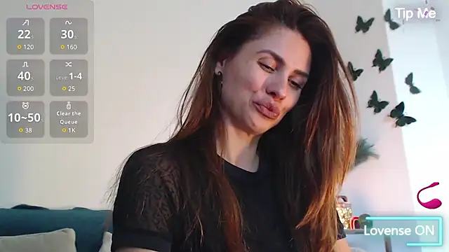 OlimpiyaS live cam on StripChat