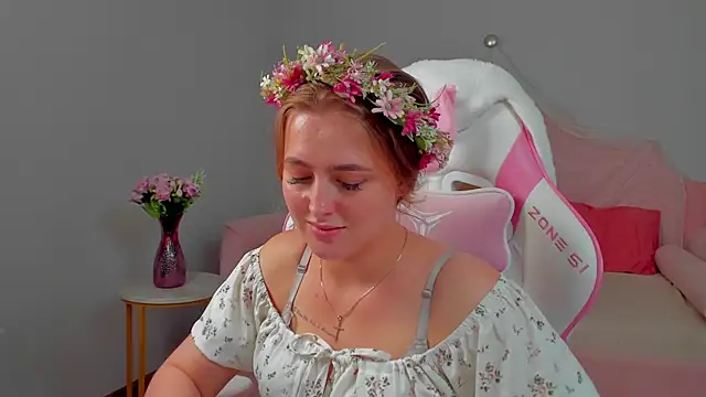 EllaBells live cam on StripChat