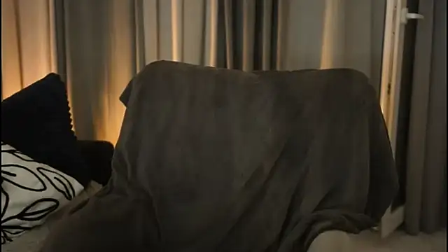 notamericanpire live cam on StripChat