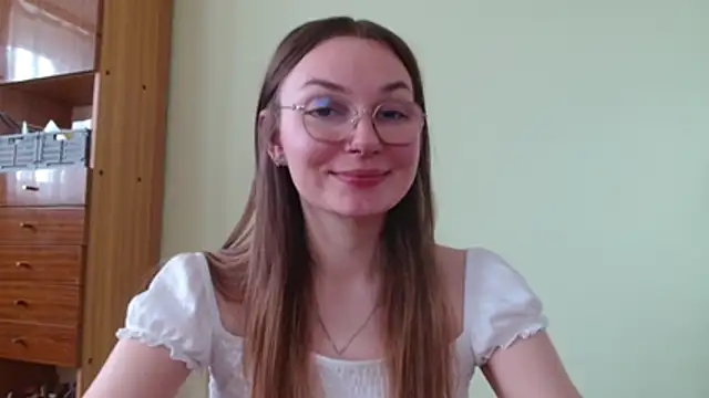 LooveELLYx webcam