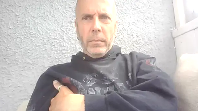 SHARPSkinhead webcam