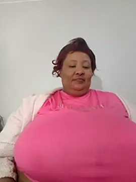 nancy111 live cam on StripChat