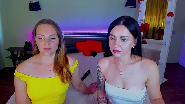 MagicEyess live cam on StripChat
