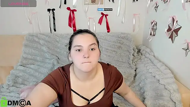 MonikaMooon webcam