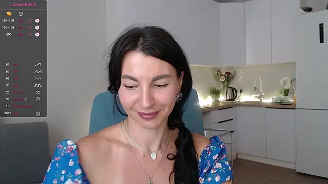 Mary_love16 live cam on StripChat