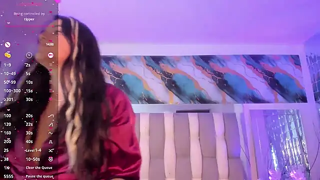 IsaDiiaz live cam on StripChat