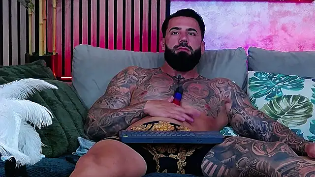 masterkingofmusclee webcam