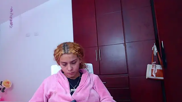 Sarabubbie webcam