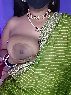 Long_hair_queen webcam
