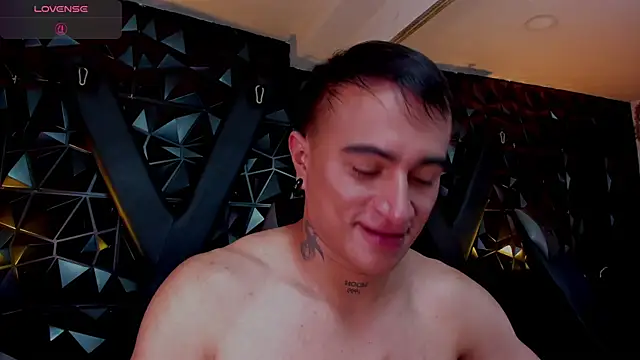 LiamDeeps webcam