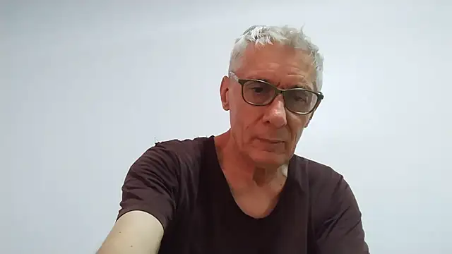 BIGUNCUTHARDCOCK webcam