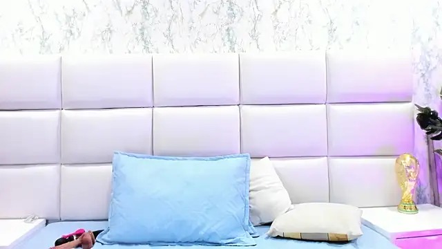 LYA_SWEETX webcam