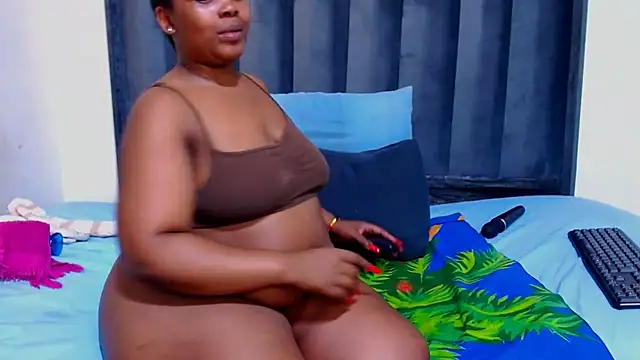 BigbootyNickyx webcam