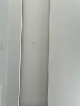 KnellForQueen webcam
