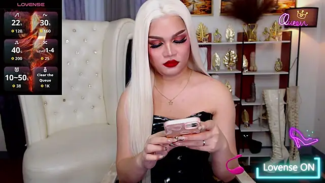 PrettyCockAthena webcam