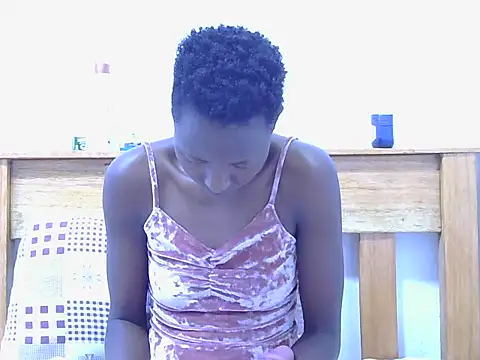 zuhura69 webcam