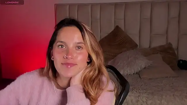 SophieeMillers webcam