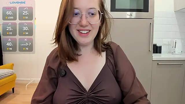 Charmy_Gracy webcam
