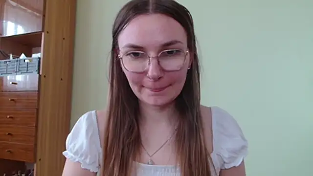 LooveELLYx webcam