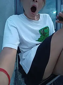 Linda-yiyi webcam
