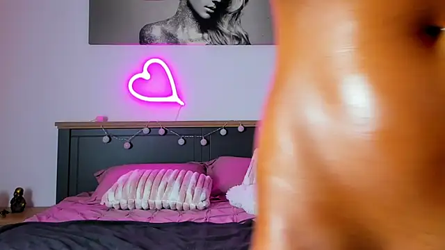 babybluesin live cam on StripChat