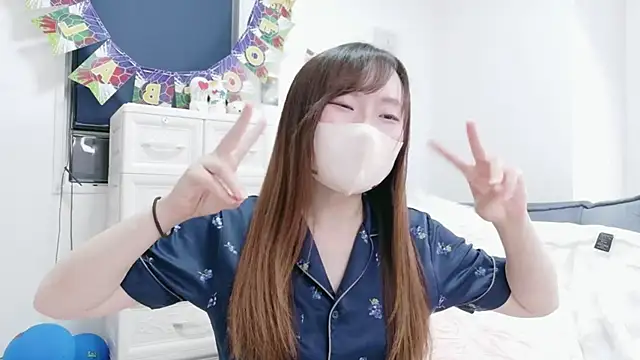 Sayaka_1231 live cam on StripChat