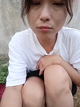 Linda-yiyi webcam